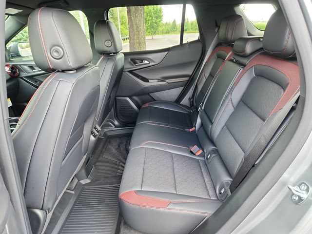 New 2027 Chevrolet Equinox RS w/ Safety and Technology Package FWD image 15