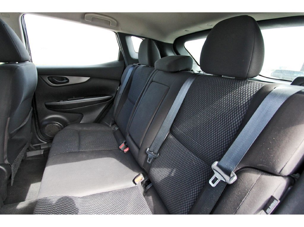 Used 2021 Nissan Rogue Sport S FWD image 30