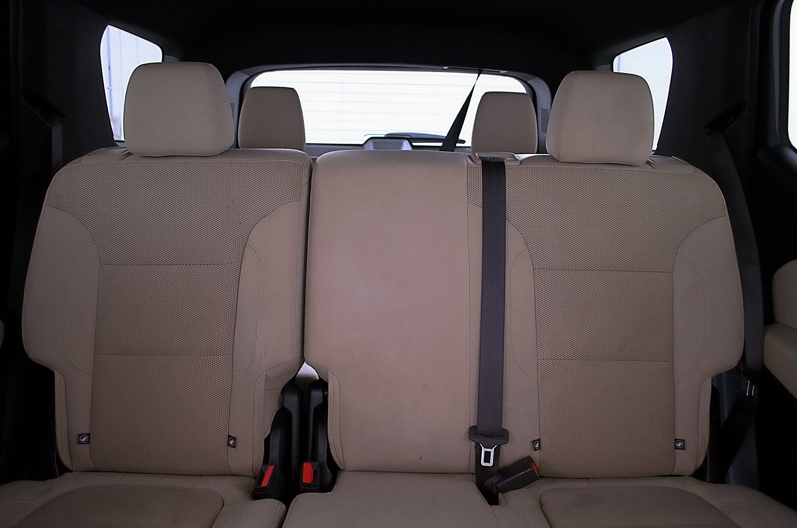 Used 2023 Chevrolet Traverse LS w/ Safety Package FWD image 17