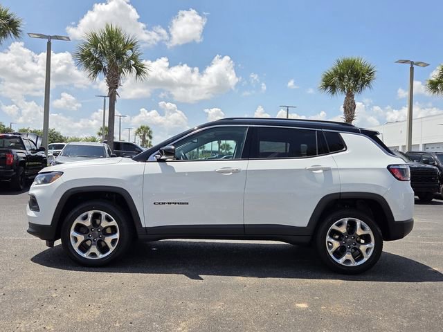 Used 2022 Jeep Compass Limited AWD/4WD image 3