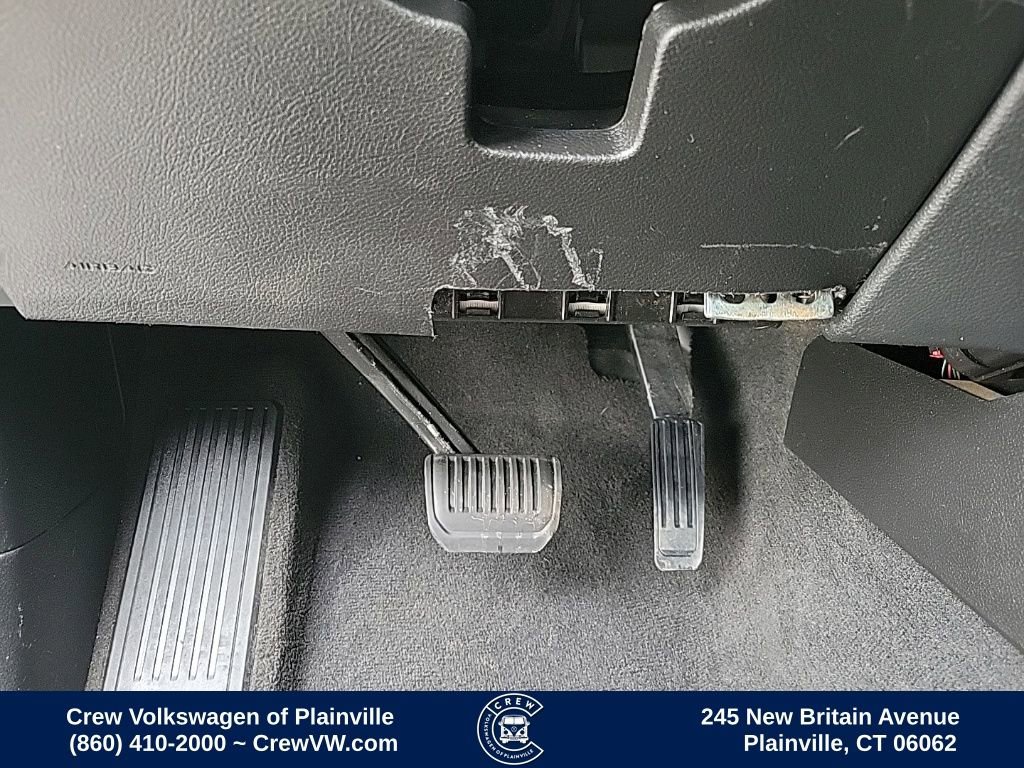 Used 2021 Jeep Grand Cherokee L Laredo w/ Luxury Tech Group I image 45