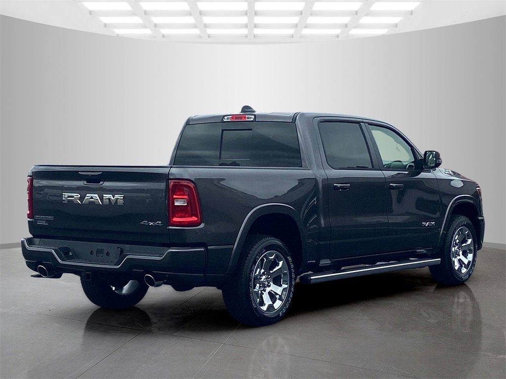 New 2026 RAM 1500 4x4 Crew Cab image 7