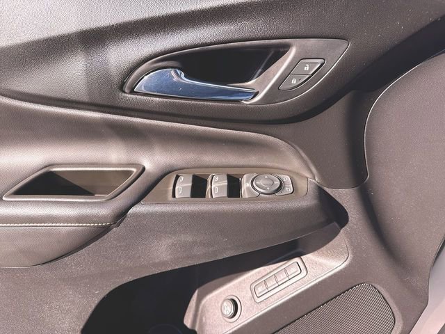 Used 2021 Chevrolet Equinox Premier image 23