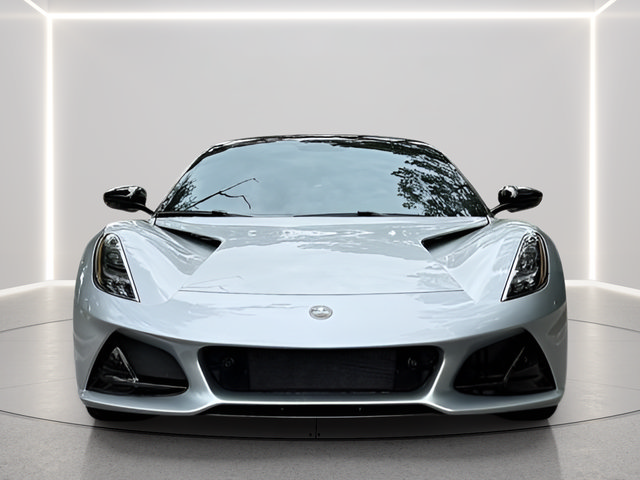 Used 2025 Lotus Emira RWD image 8