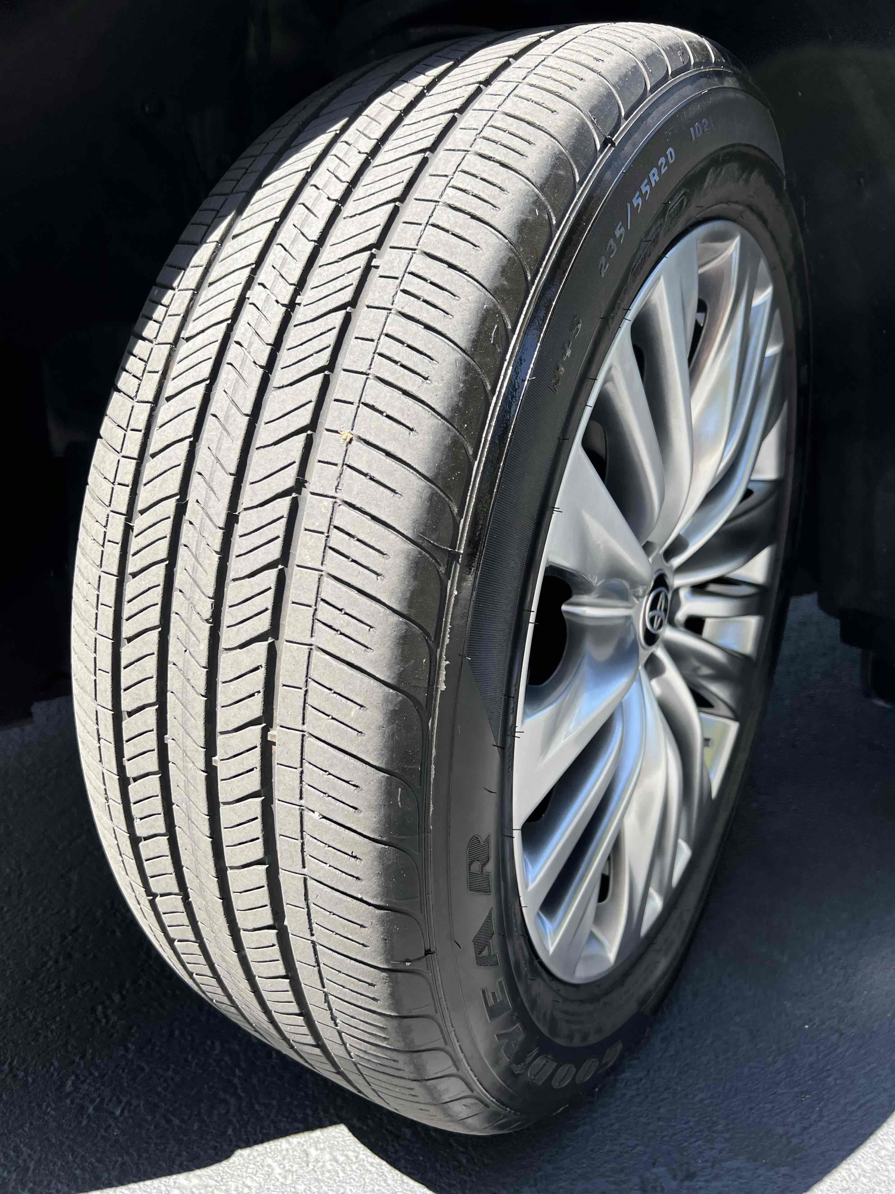 Used 2023 Toyota Highlander Platinum image 14