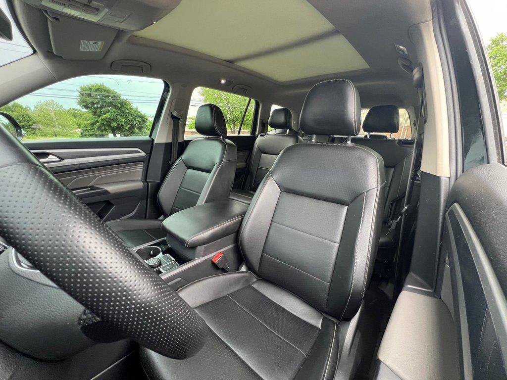 Certified 2021 Volkswagen Atlas SEL R-Line AWD/4WD image 13