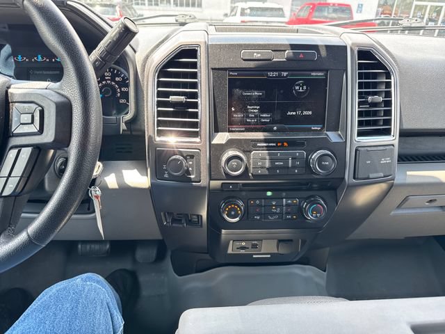 Used 2015 Ford F150 XLT w/ Equipment Group 302A Luxury AWD/4WD image 18