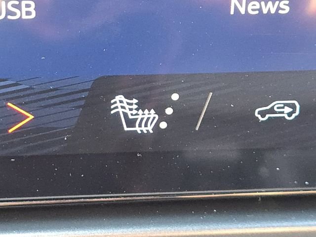 New 2026 Chevrolet Equinox EV LT image 3