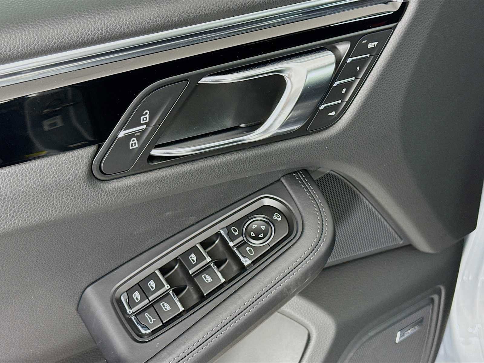 New 2026 Porsche Macan AWD/4WD image 11