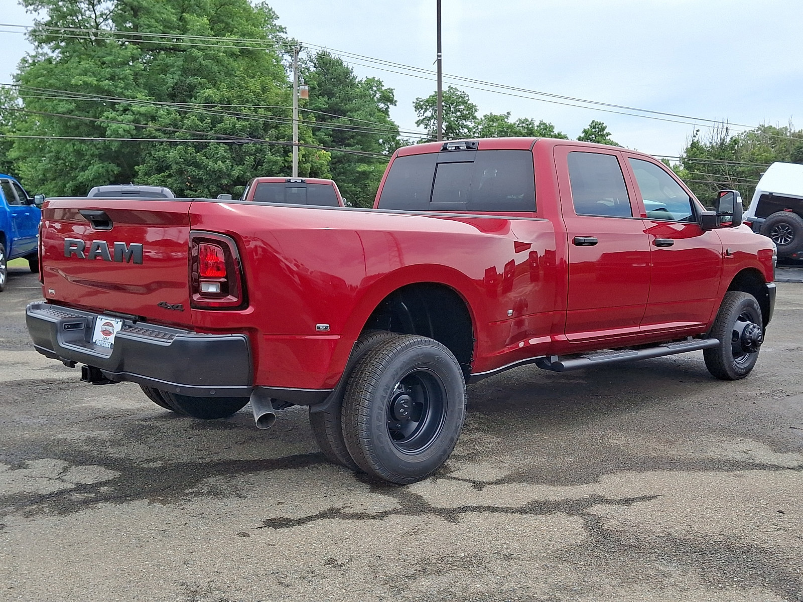 New 2026 RAM 3500 Tradesman AWD/4WD image 4
