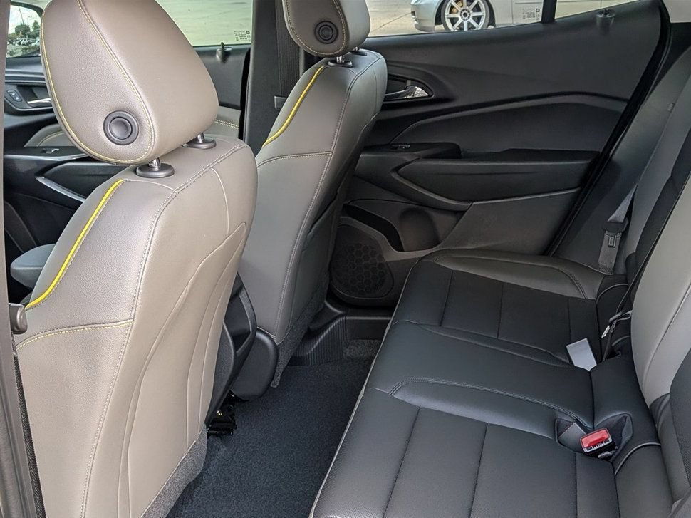 New 2026 Chevrolet Trax ACTIV w/ Driver Confidence Package FWD image 21