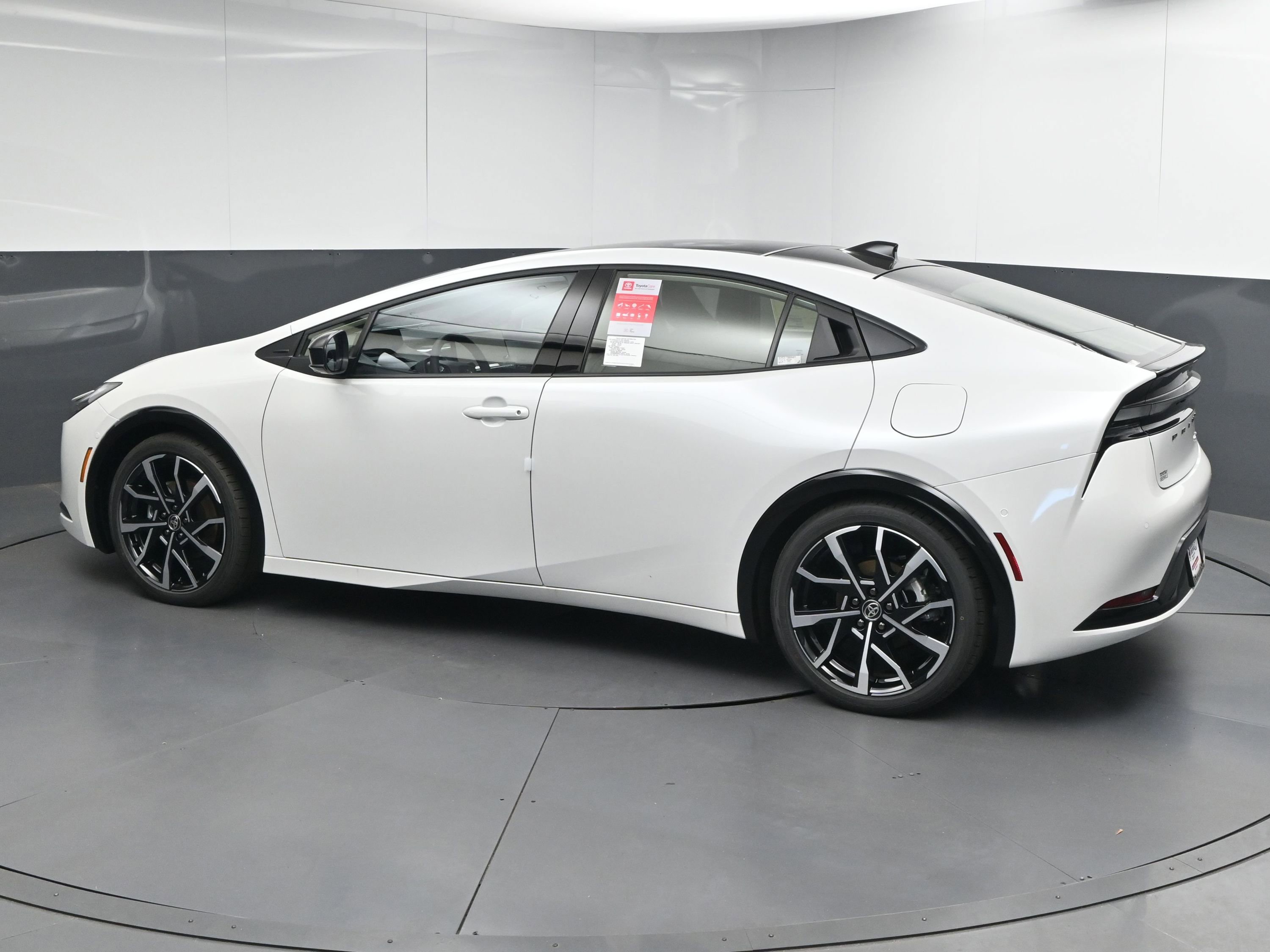 New 2026 Toyota Prius Plug-In Hybrid image 6