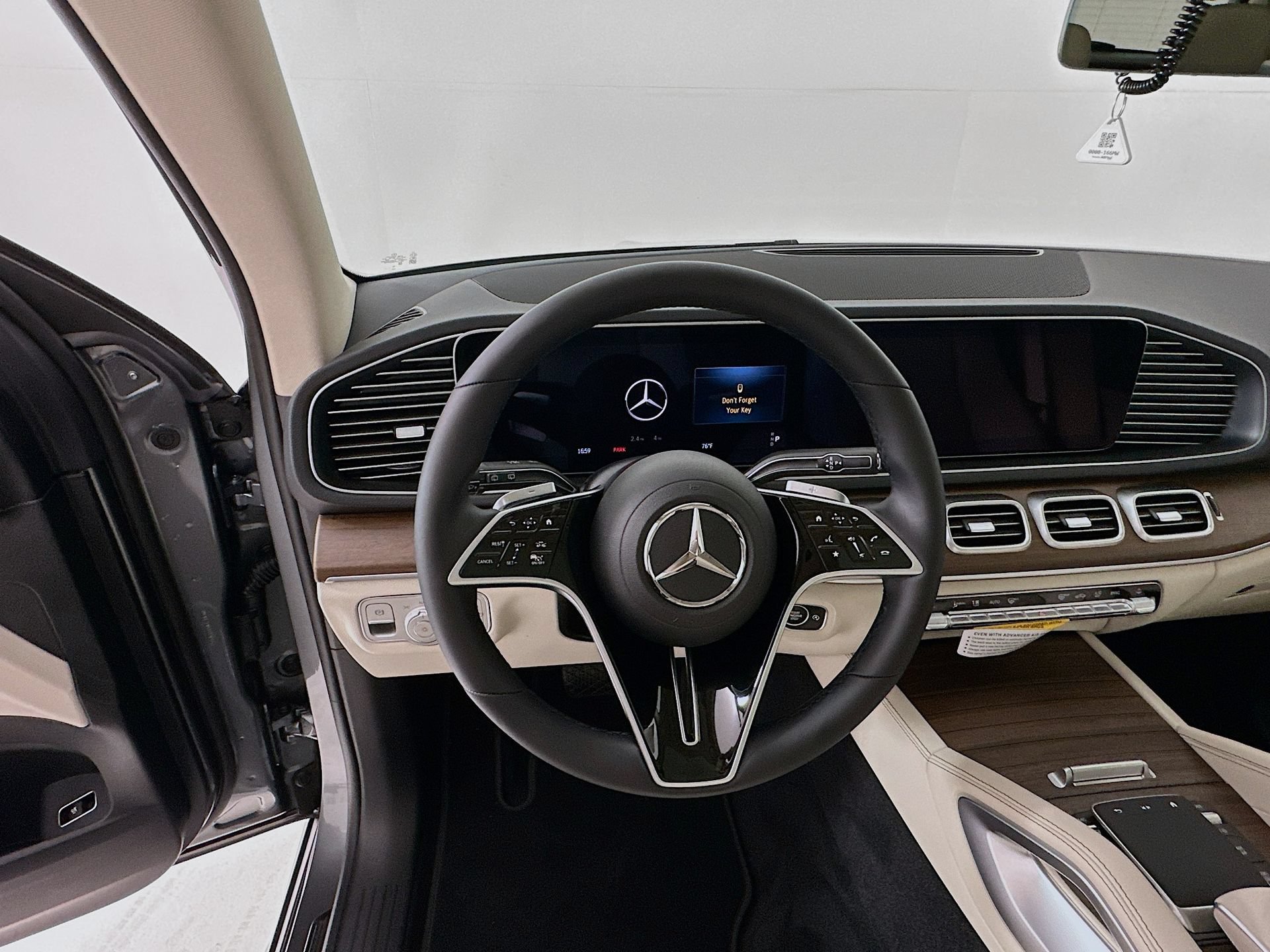 New 2026 Mercedes-Benz GLE 450 4MATIC image 12