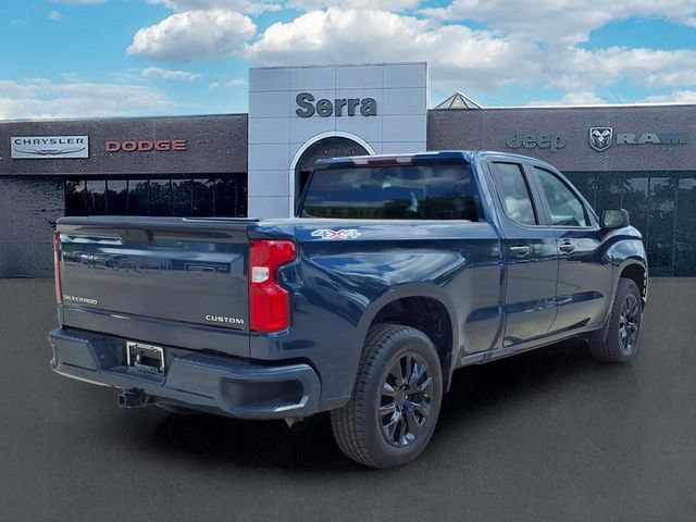 Used 2020 Chevrolet Silverado 1500 Custom w/ Custom Value Package AWD/4WD image 7