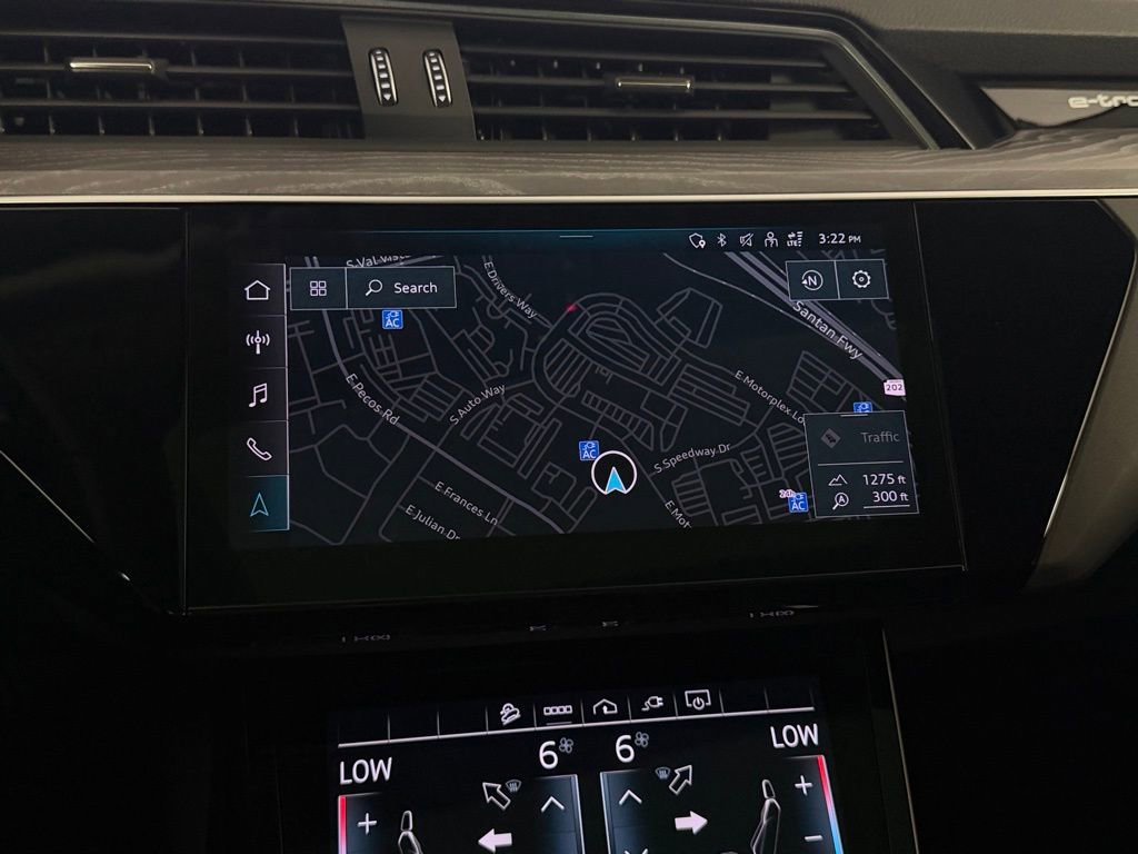 Used 2024 Audi Q8 e-tron Premium image 15