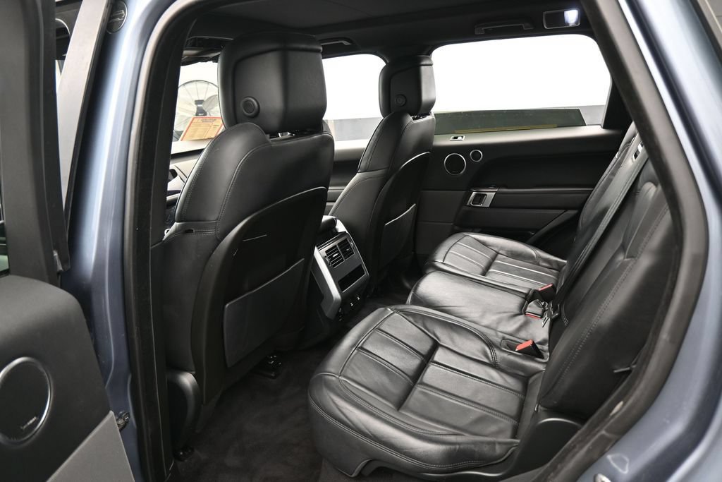 Used 2020 Land Rover Range Rover Sport SE AWD/4WD image 36