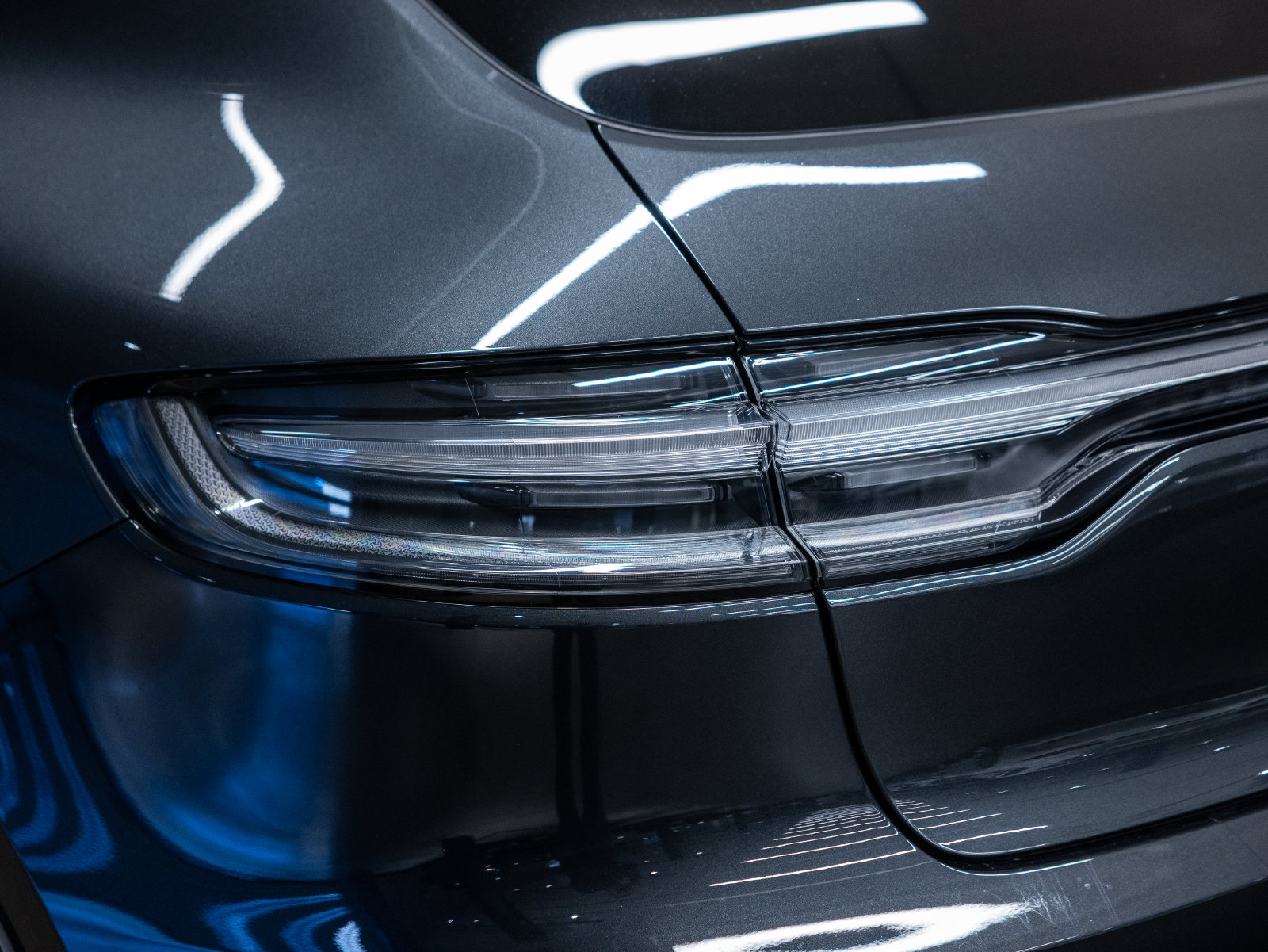 Certified 2026 Porsche Macan AWD/4WD image 23