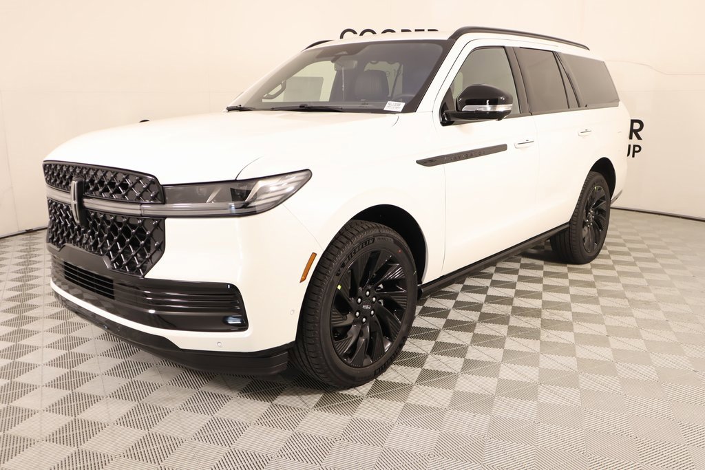 New 2025 Lincoln Navigator Reserve w/ Jet Appearance Package image 9