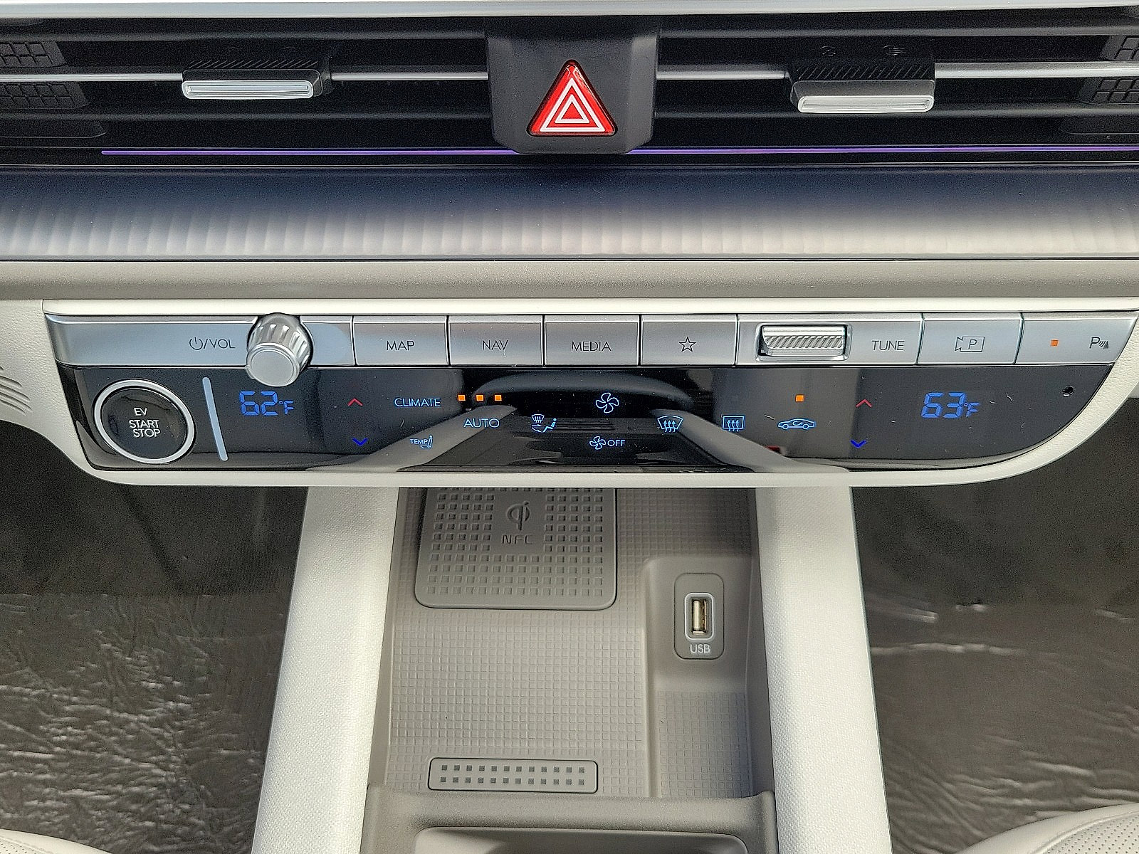 Used 2024 Hyundai Ioniq 6 SEL image 11