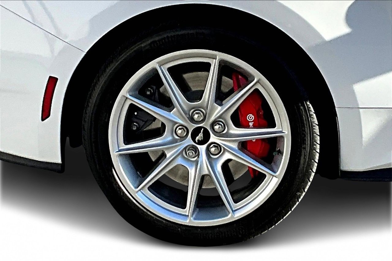 Used 2024 Ford Mustang GT Premium image 33