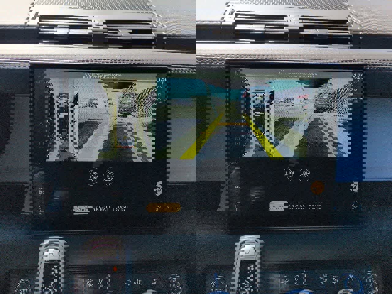 Certified 2025 Land Rover Defender 110 S image 31