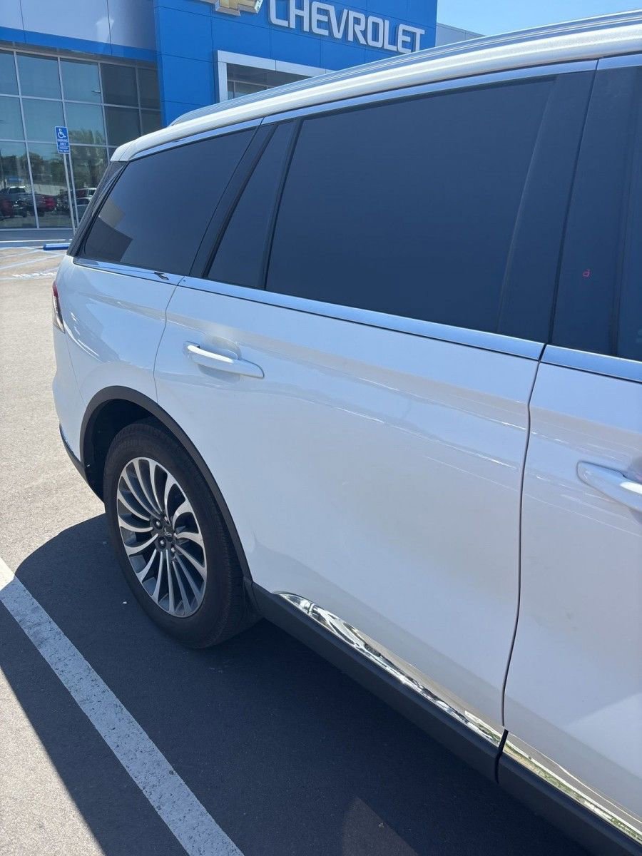 Used 2024 Lincoln Aviator Reserve AWD/4WD image 8