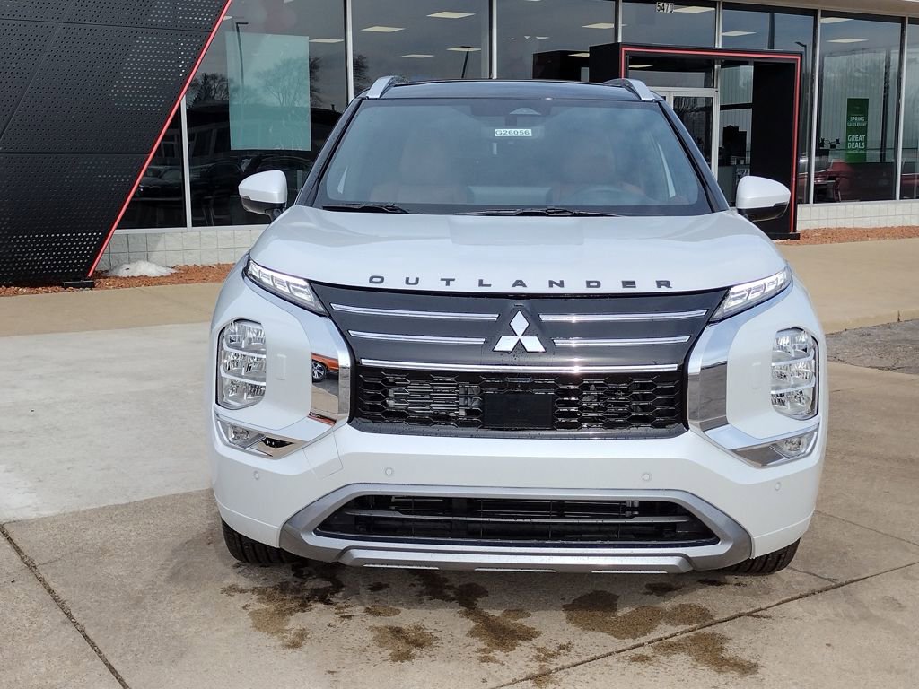New 2026 Mitsubishi Outlander SEL image 13