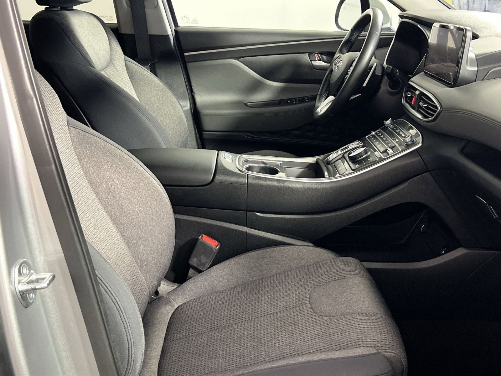 Used 2023 Hyundai Santa Fe SEL AWD/4WD image 29