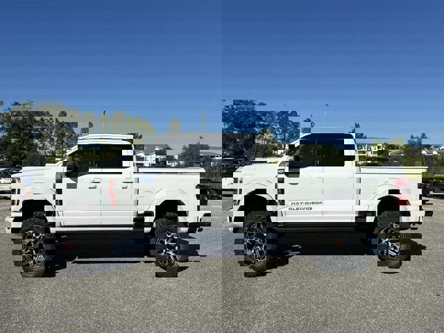 New 2026 Ford F250 Lariat w/ Black Appearance Package image 35