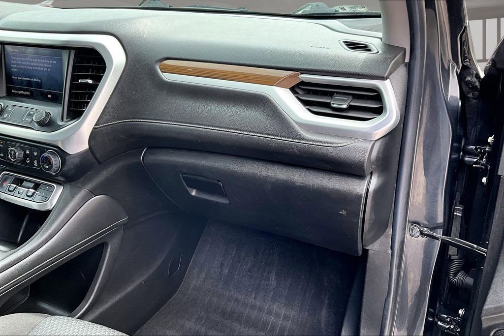 Used 2020 GMC Acadia SLE w/ GMC Pro Grade Package AWD/4WD image 18