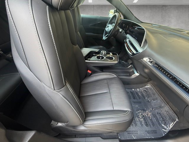 Certified 2024 Cadillac Lyriq Luxury RWD image 24