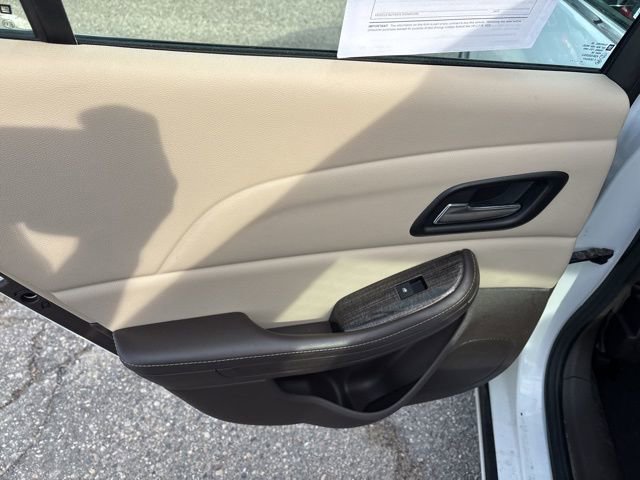 Used 2015 Chevrolet Malibu LT w/ Power Convenience Package image 12
