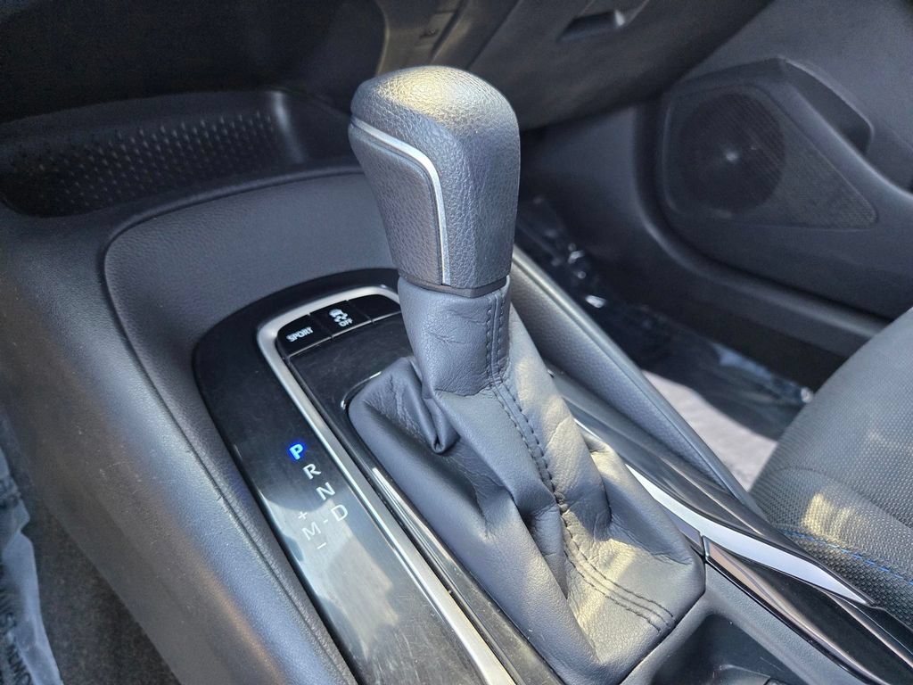 Used 2021 Toyota Corolla SE w/ Carpet Mat Package (TMS) FWD image 18