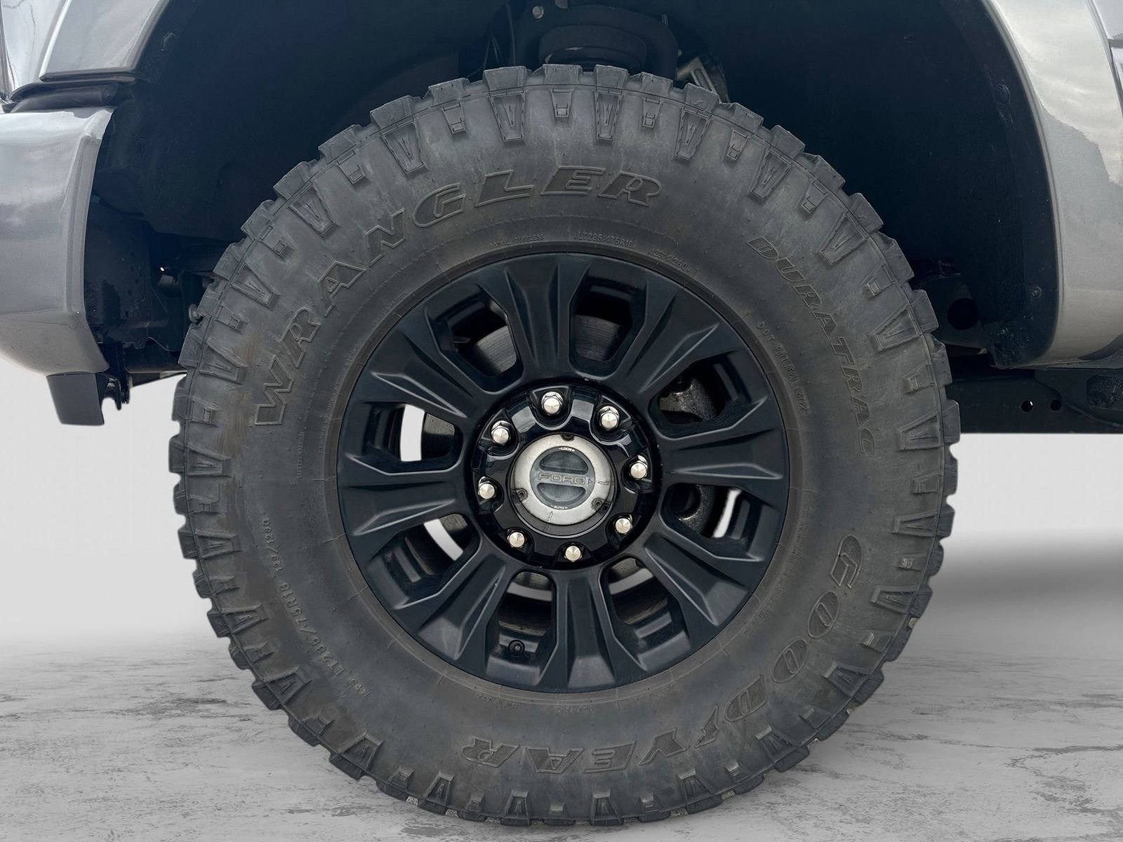 Certified 2022 Ford F250 Lariat w/ Tremor Off-Road Package image 17