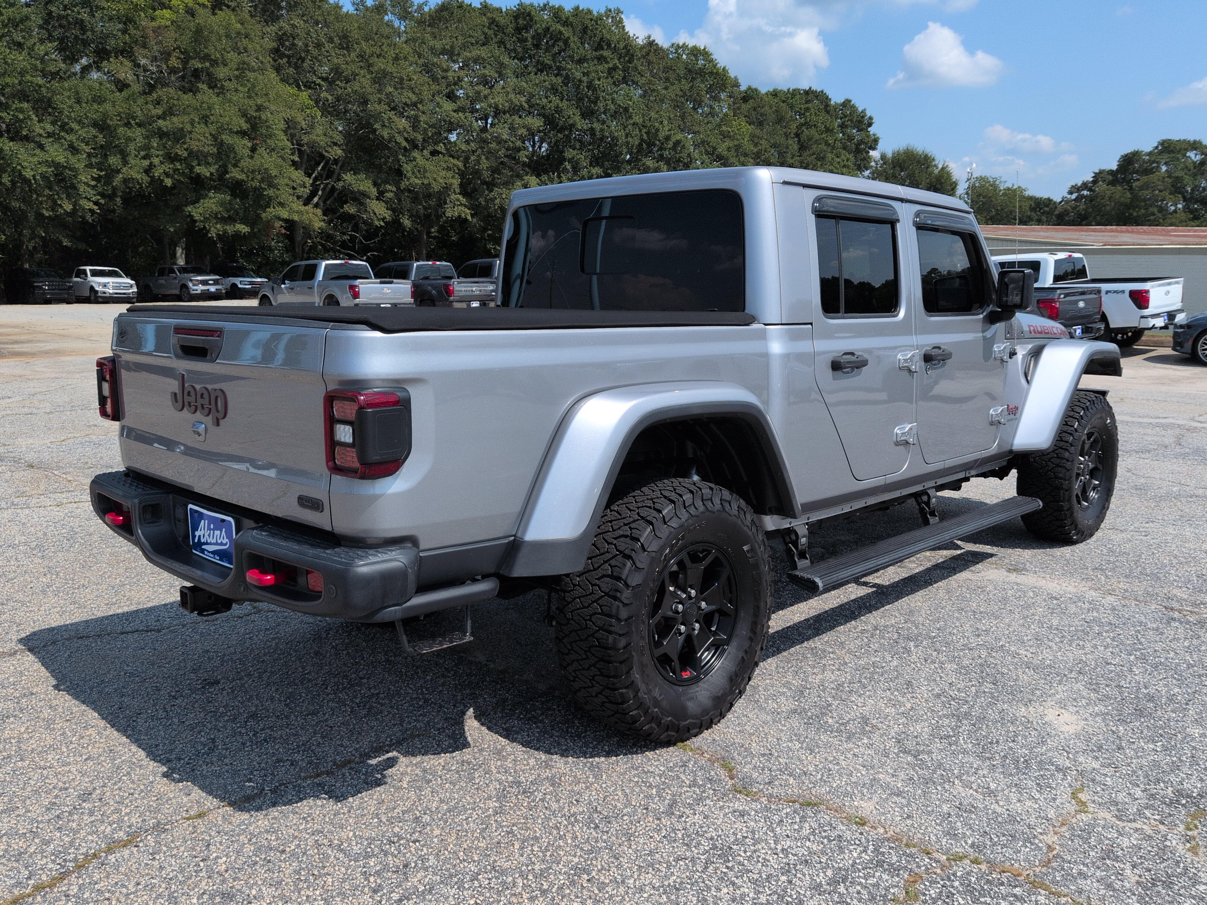 Used 2020 Jeep Gladiator Rubicon AWD/4WD image 3