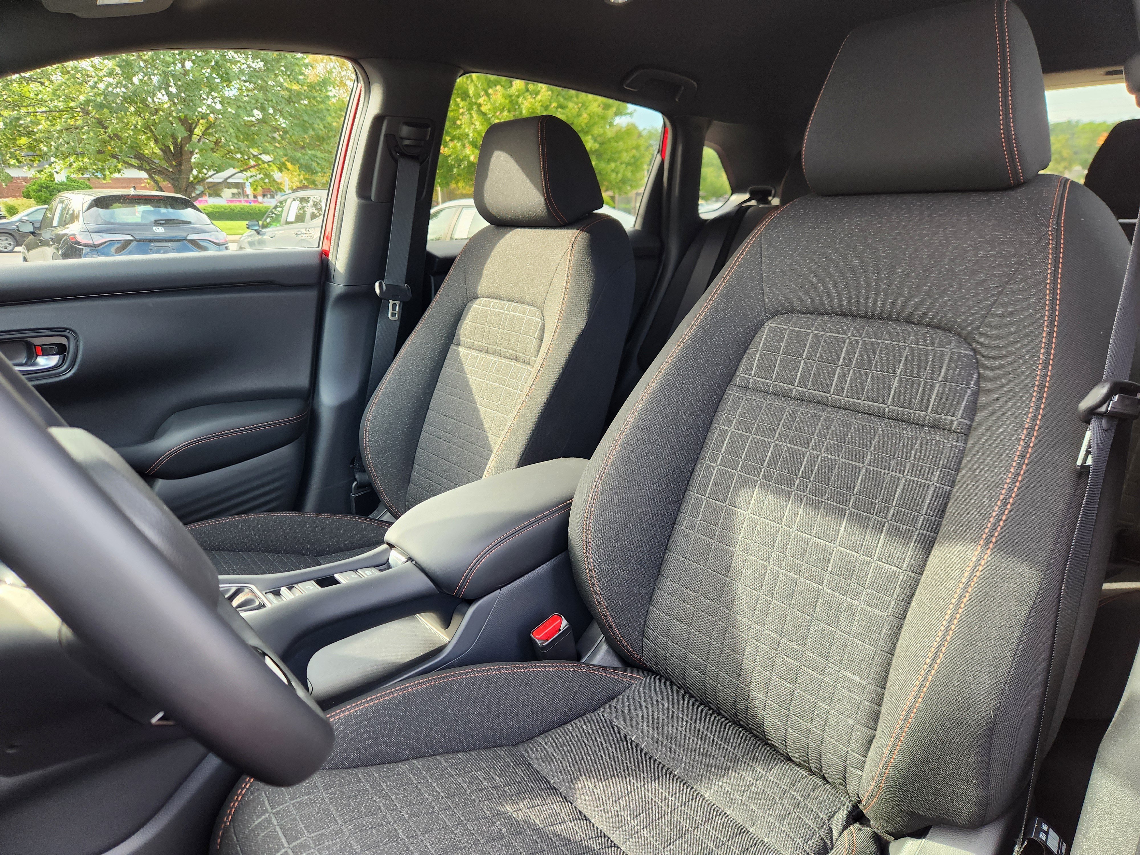 Certified 2027 Honda HR-V Sport image 7
