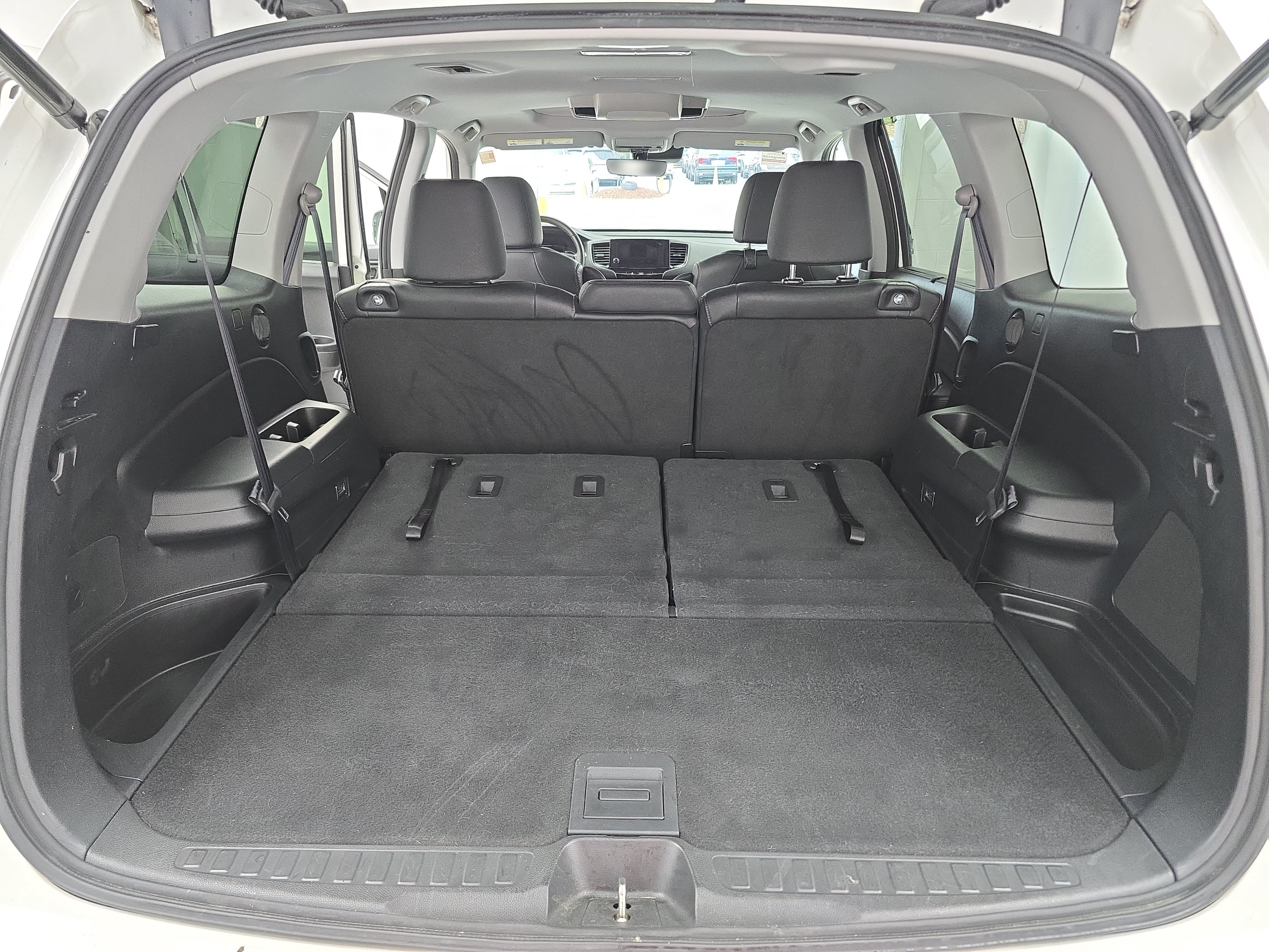 Used 2019 Honda Pilot Touring image 13