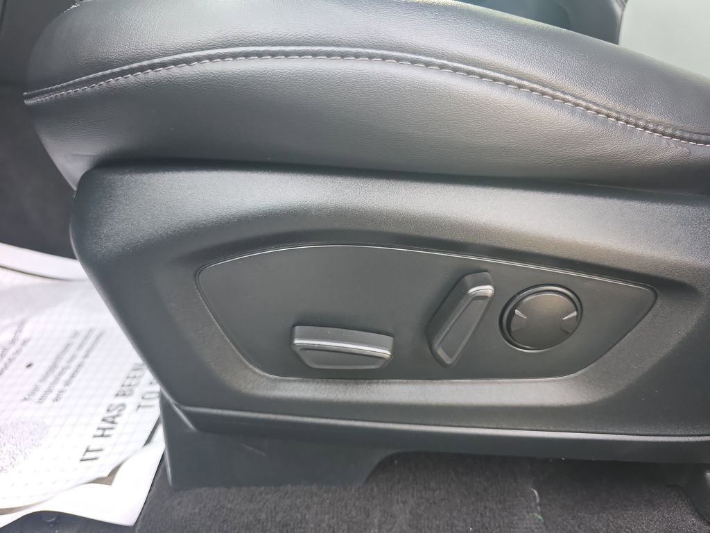 Certified 2023 Ford Explorer XLT w/ Equipment Group 202A image 18