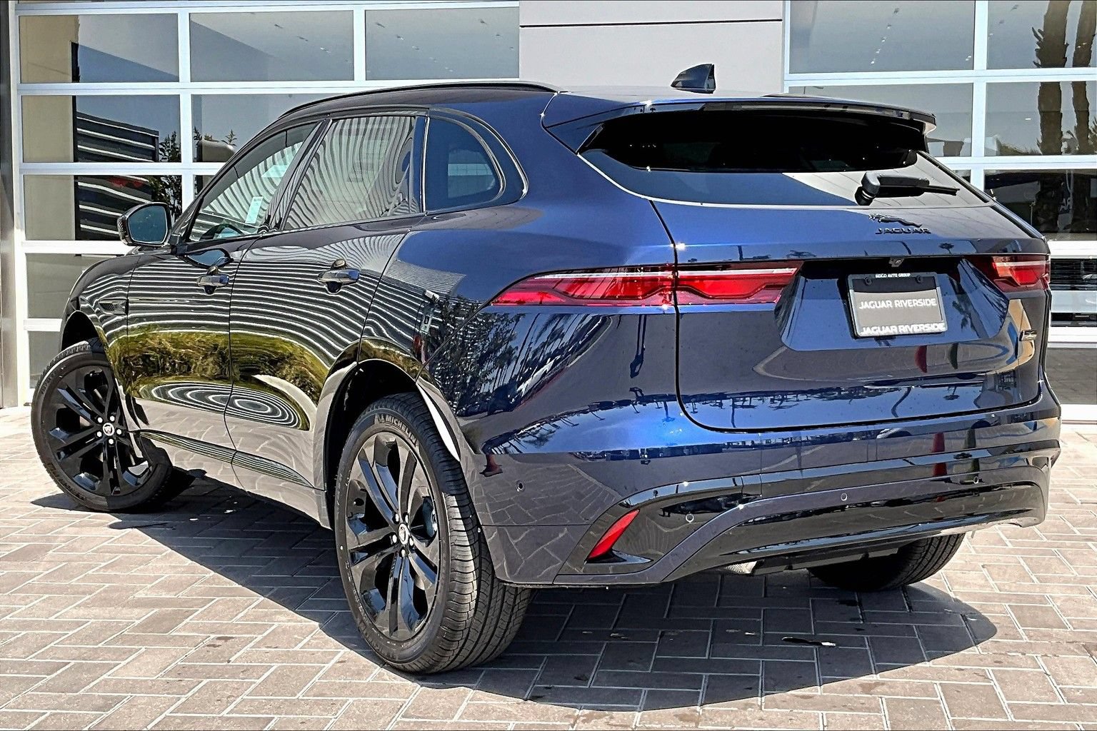 New 2026 Jaguar F-PACE R-Dynamic S AWD/4WD image 3