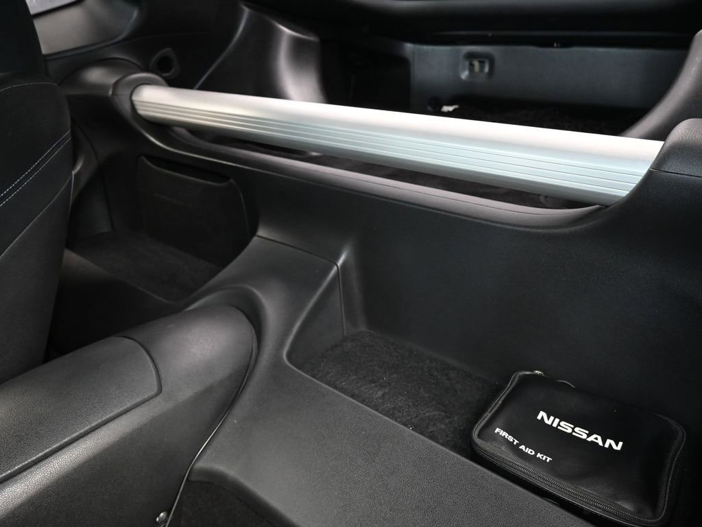 Used 2020 Nissan 370Z w/ Sport Package image 12