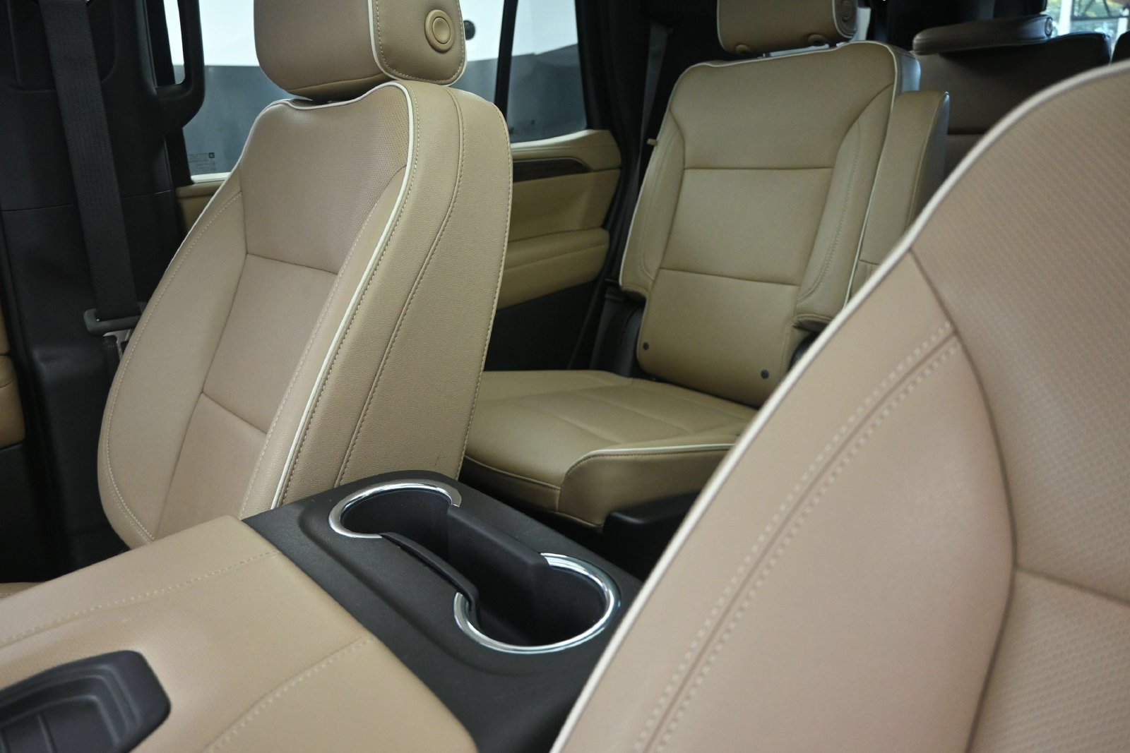 Certified 2023 Chevrolet Tahoe Premier w/ Premium Package 2 RWD image 14