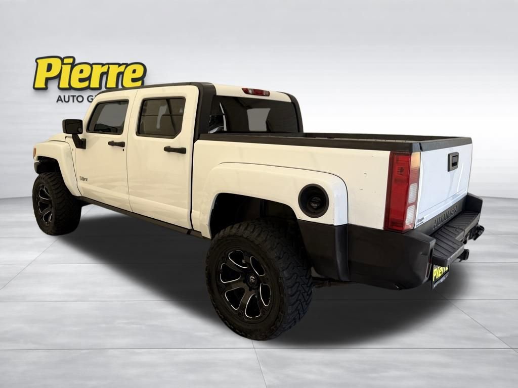 Used 2009 HUMMER H3T image 2