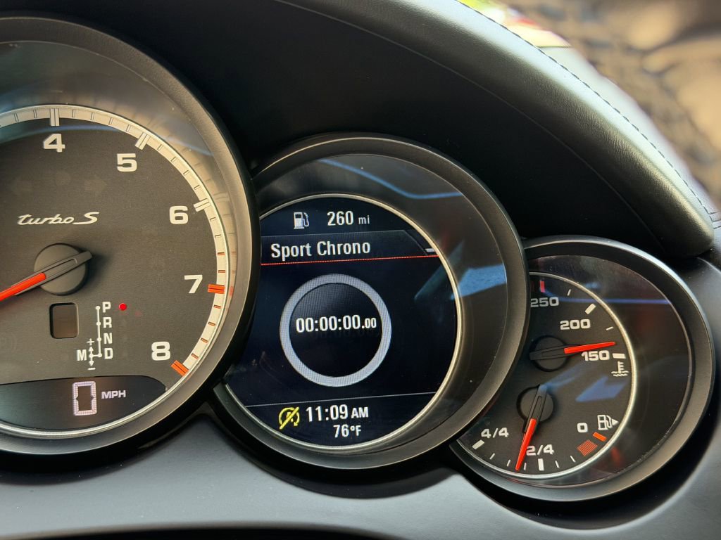 Used 2018 Porsche Cayenne Turbo S AWD/4WD image 37