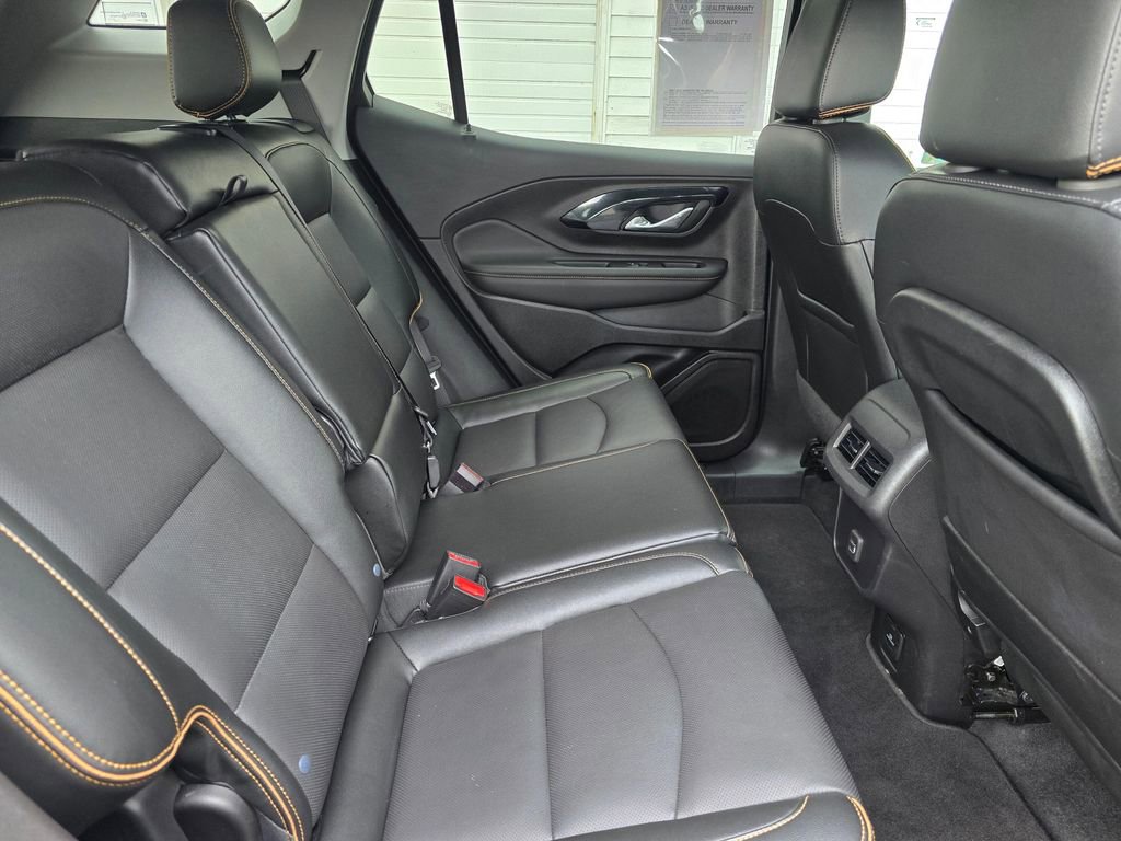 Used 2024 GMC Terrain AT4 w/ Tech Package image 12