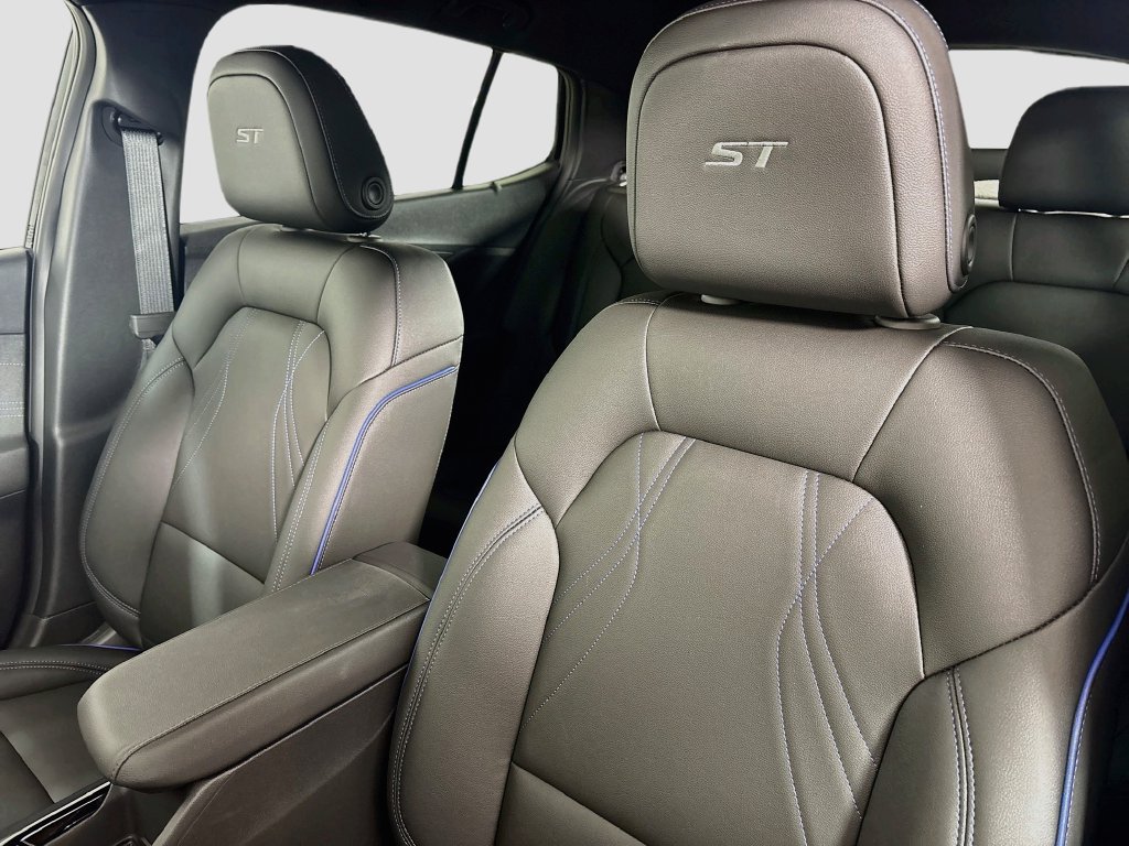 New 2026 Buick Envista Sport Touring w/ Convenience I Package FWD image 19