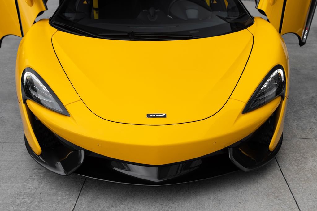 Used 2019 McLaren 570S Spider RWD image 5