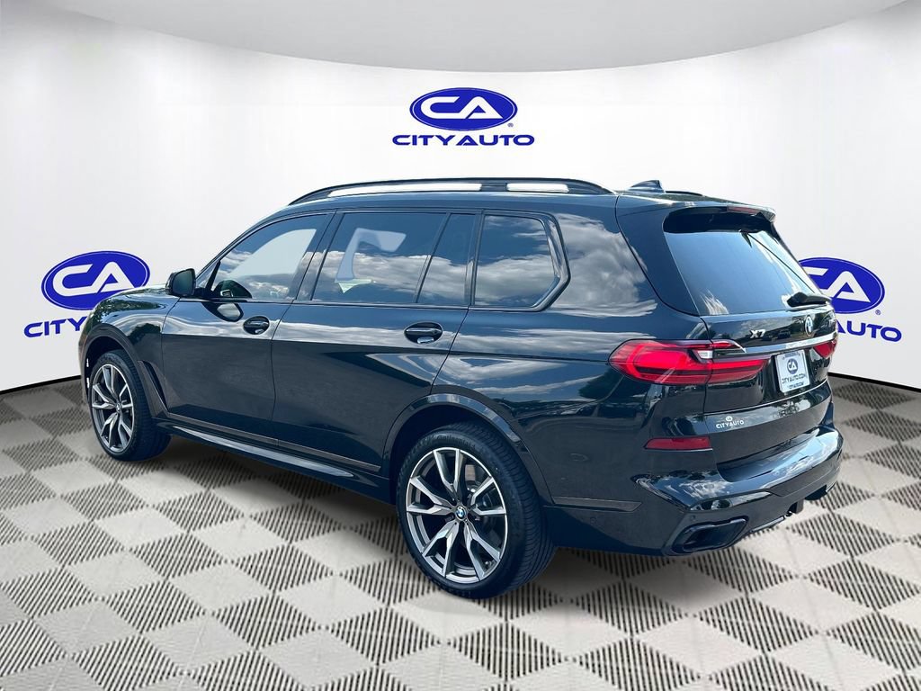Used 2021 BMW X7 M50i AWD/4WD image 5