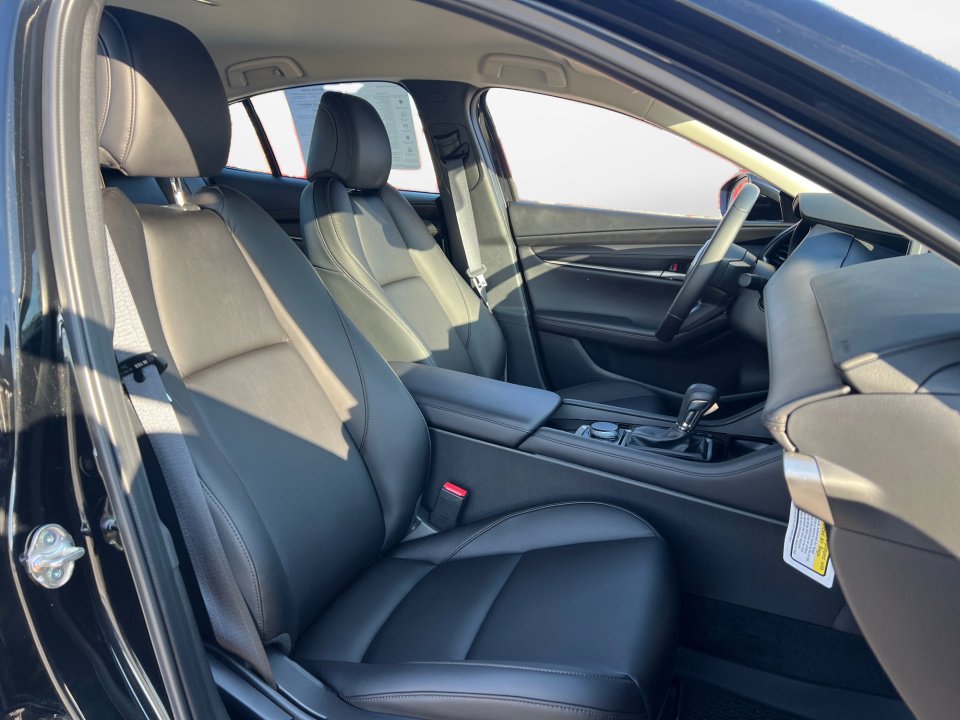 Certified 2025 MAZDA MAZDA3 s image 9