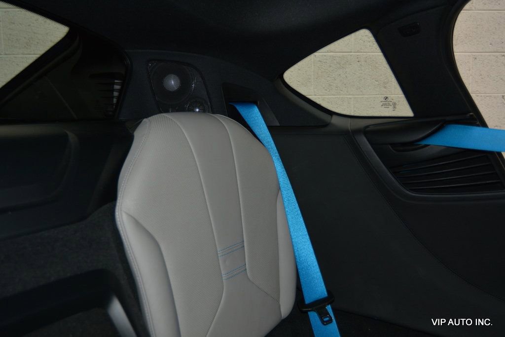 Used 2014 BMW i8 image 18