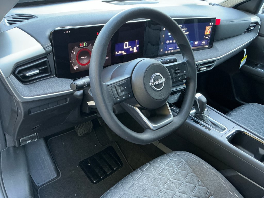 New 2027 Nissan Kicks SV AWD/4WD image 31